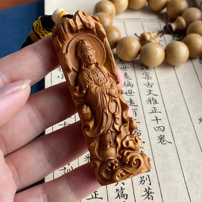 Santalum Wood Car Hanging Real Wood Wood Sculpture Zen Buddha Wood Statue Collection God Lucky Figure Statue Pendant Buddha head