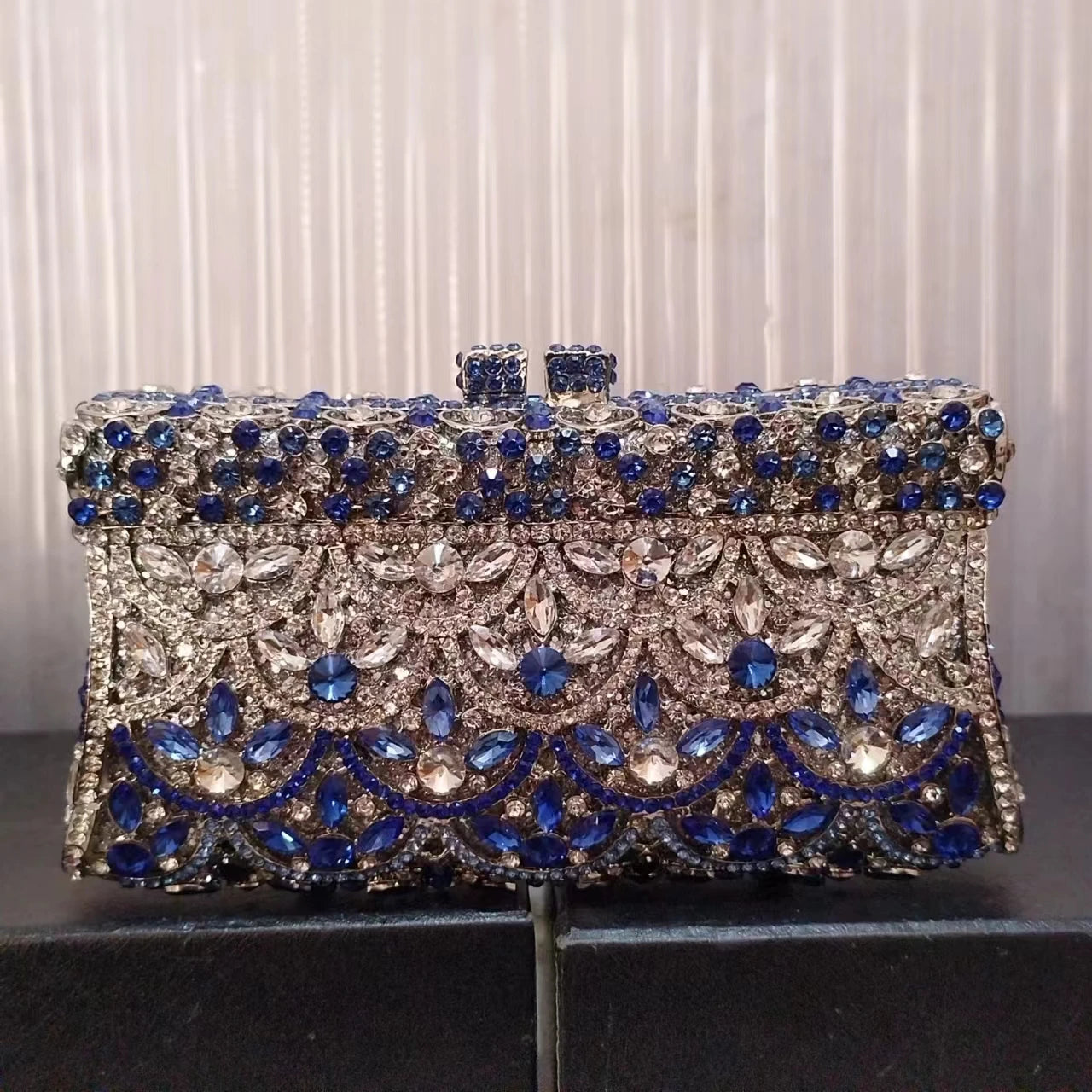 Lady Diamond Clutch Purses Female Stones Handbags Luxury Gold Crystal Rhinestone Evening Clutches Purse Women Wedding Party Bag