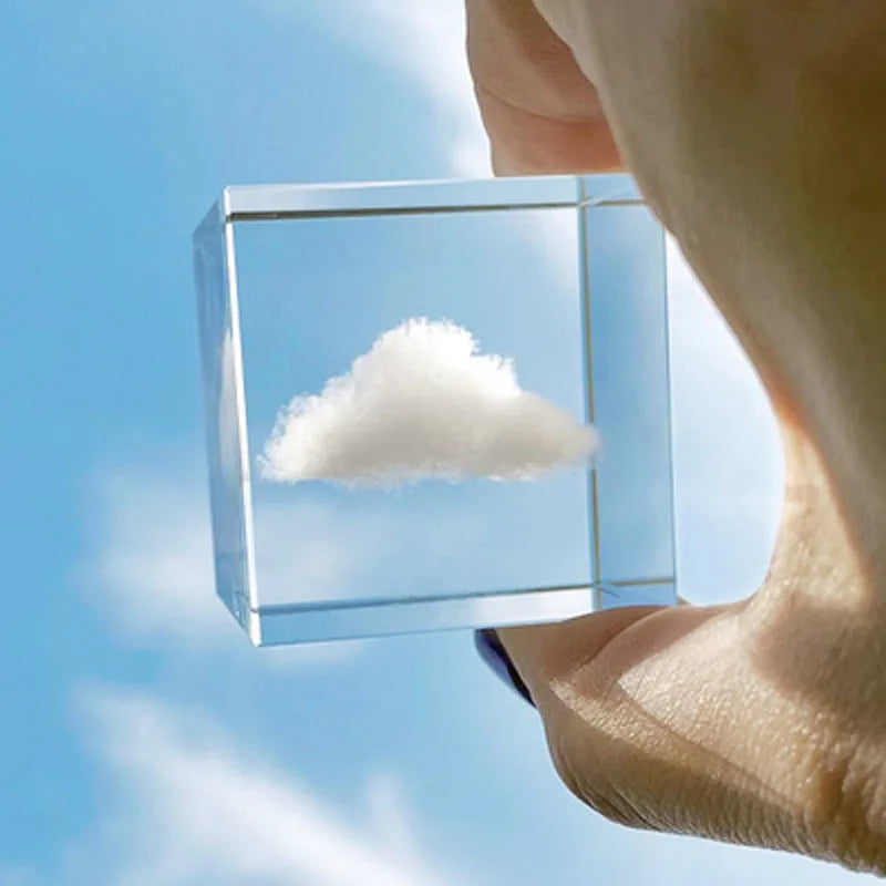 Send you a small cloud cubic crystal cloud decoration valentine's Day gift for girlfriend love cloud