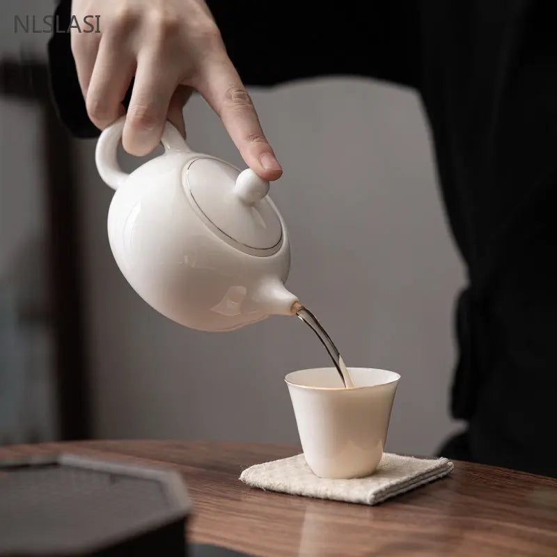 Sheep Fat Jade White Porcelain Xishi Teapot Chinese Tea Set Household Hand-made Tea Pot Ceramic Filter Tea Infuser Beauty Kettle