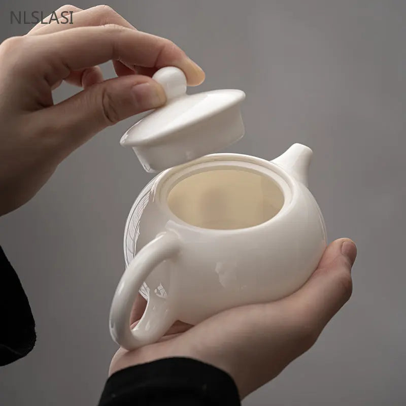 Sheep Fat Jade White Porcelain Xishi Teapot Chinese Tea Set Household Hand-made Tea Pot Ceramic Filter Tea Infuser Beauty Kettle