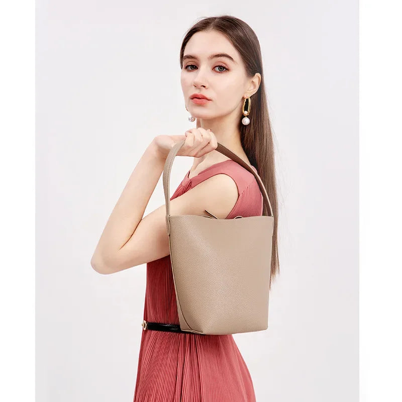 Shoulder Bags, Large Capacity Bag, Women's Niche Light Luxury High-end Bucket Bag, Fashionable Leather Tote Bag