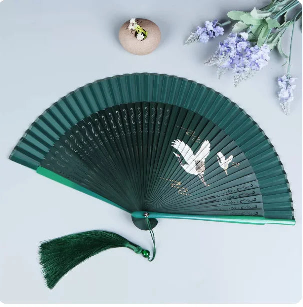 Silk Women's folding fan， Bamboo and wood fan bone Portable outdoor decorative hand fan Home Decoration Folding Fan best gift