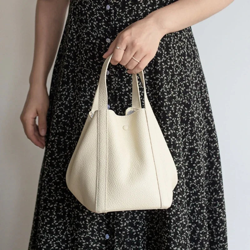 Simple Bucket Bag Women 2024 New Cowhide Solid Commuter Handbags Minority Fashion One Shoulder Crossbody Purses Designer Bolsos