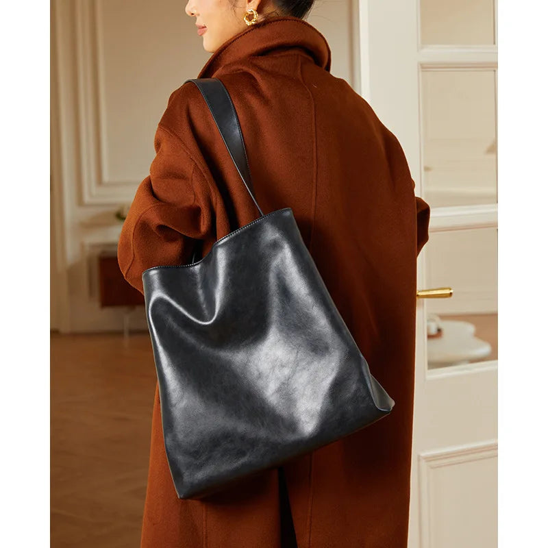 Simple Large Capacity Commuter Bucket Bag High Quality Luxury Genuine Leather Tote Handbags Female Solid Color All-match Bolsos