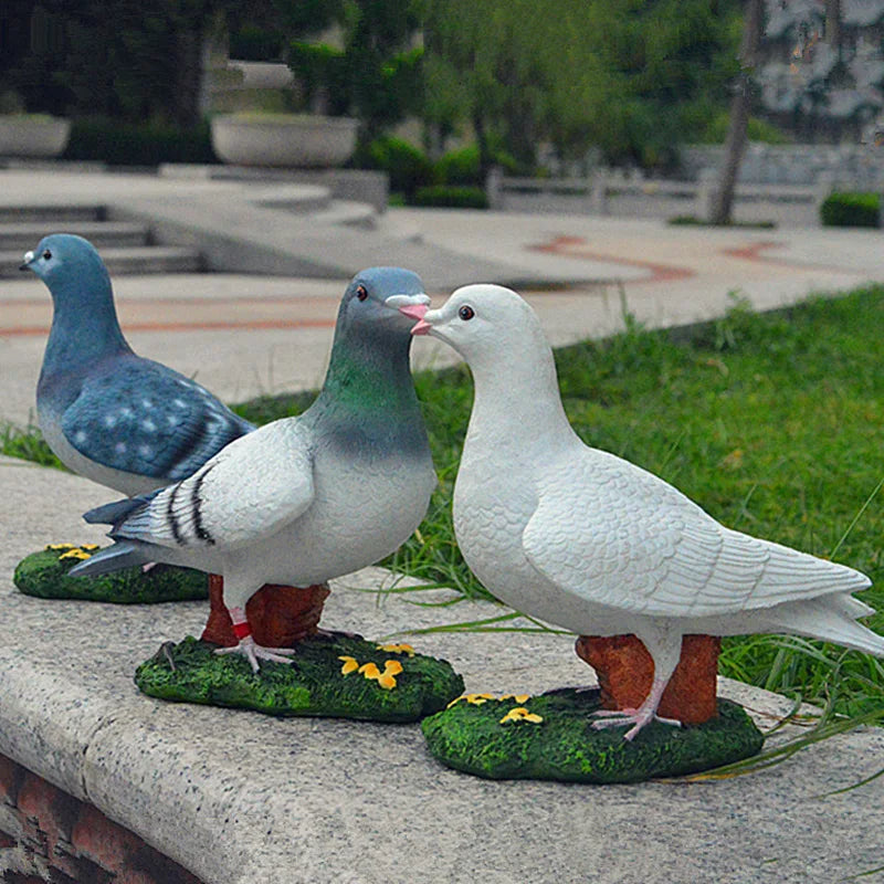 Simulation pigeon statue in resin garden scenic spot  Gardening micro landscape decorations European-style home decorations