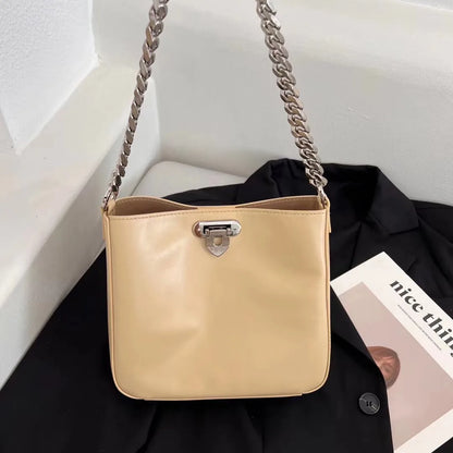 Small Design Large Capacity Bucket Bag for Women's New 2024 Fashion and Luxury Single Shoulder Underarm Versatile Crossbody Bag