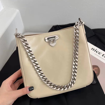 Small Design Large Capacity Bucket Bag for Women's New 2024 Fashion and Luxury Single Shoulder Underarm Versatile Crossbody Bag