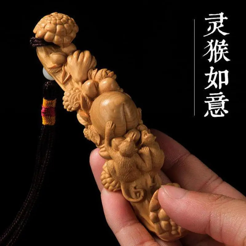Small Leaf Boxwood Woodcarving Creative Car Pendants, Hand-carved Male Handicrafts, Ganoderma Lucidum Ruyi Statues Sculptures
