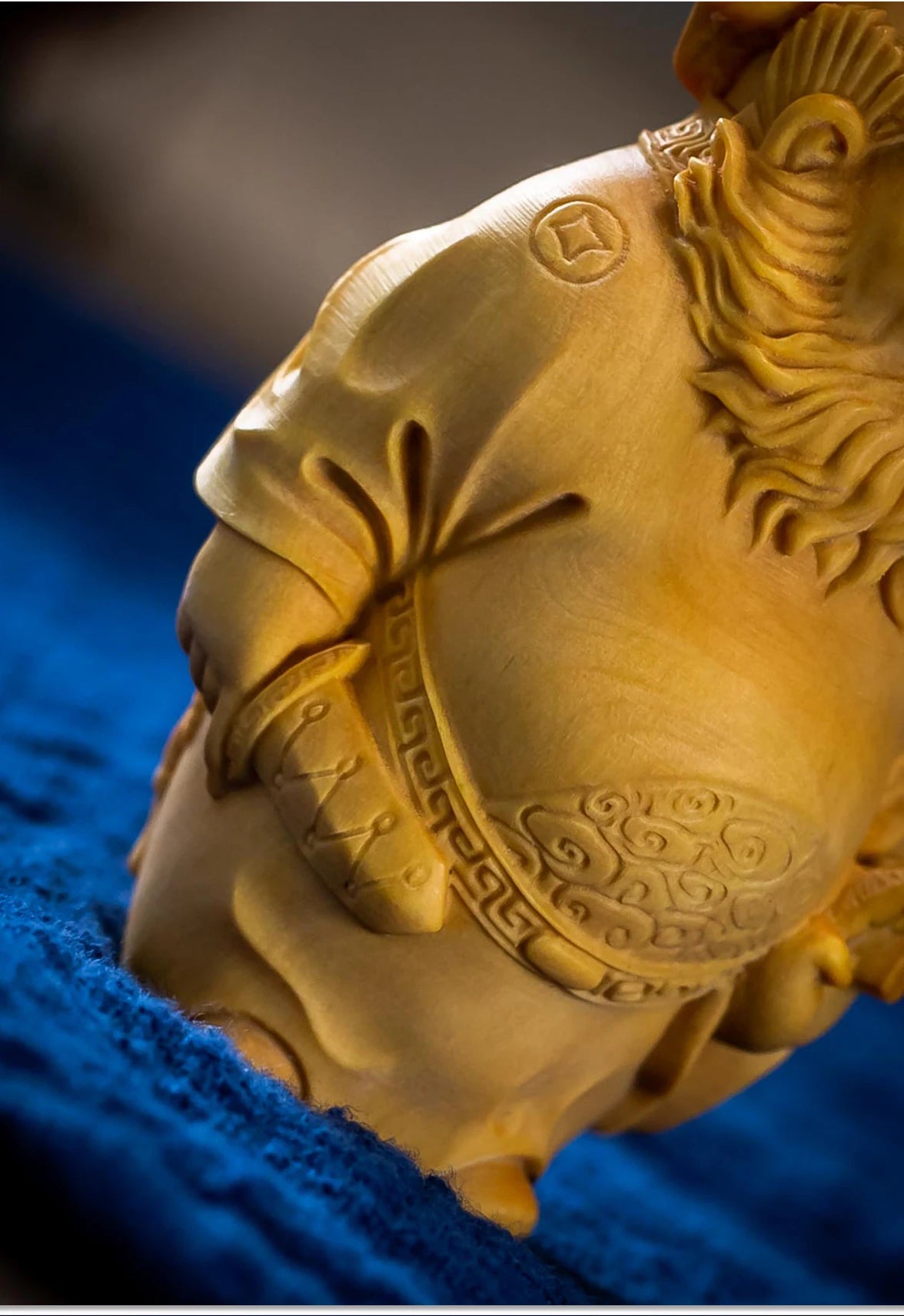 Small Leaf boxwood 7.5 cm 8.5 cm Chinese mythology traditional figure Sculpture Collection Zhong Kui