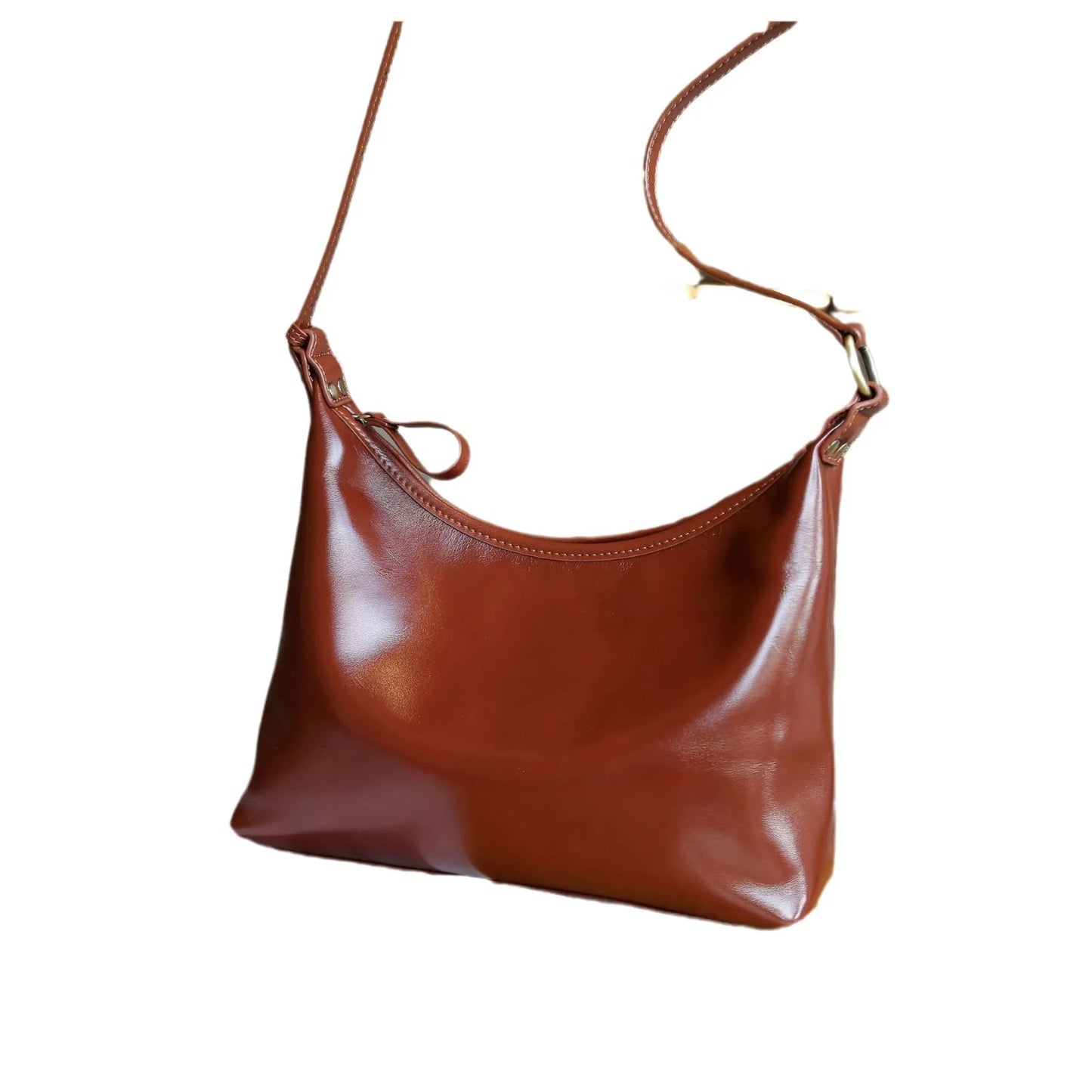 Small and versatile women's bag, single shoulder crossbody bag, minimalist women's bag, zippered shell bag