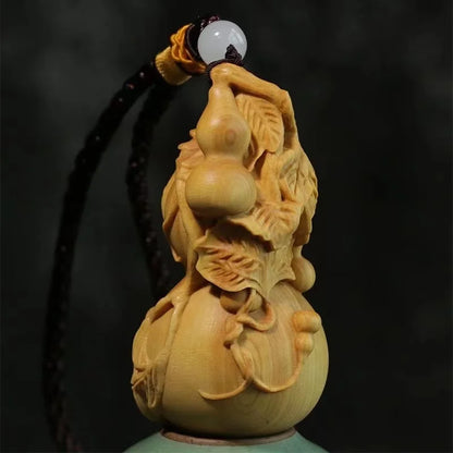Small leaf boxwood carving handlebars, gourd carving crafts, solid wood toys, ornaments, hanging gourds Pendant play with
