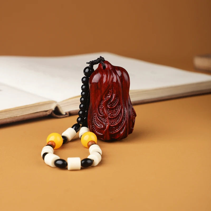 Small leaf red sandalwood handlebars, wooden carving handicrafts, small ornaments, solid wood carvings, mahogany handlebars,