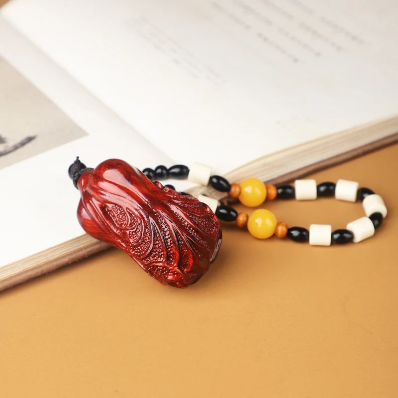 Small leaf red sandalwood handlebars, wooden carving handicrafts, small ornaments, solid wood carvings, mahogany handlebars,