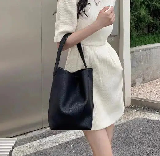 Soft Cowhdie Minimalism Women Bucket Bag Elegant French Style Lady Large Tote Bag Luxury Thick Real Leather Bag 2023