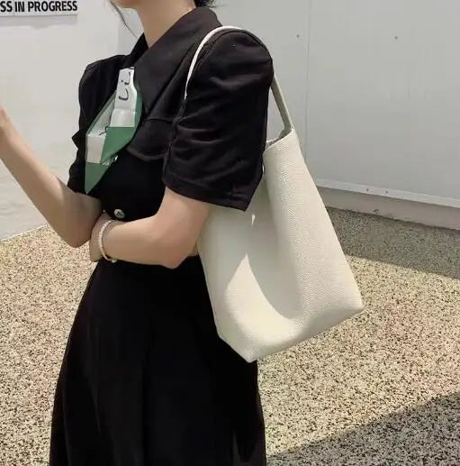 Soft Cowhdie Minimalism Women Bucket Bag Elegant French Style Lady Large Tote Bag Luxury Thick Real Leather Bag 2023
