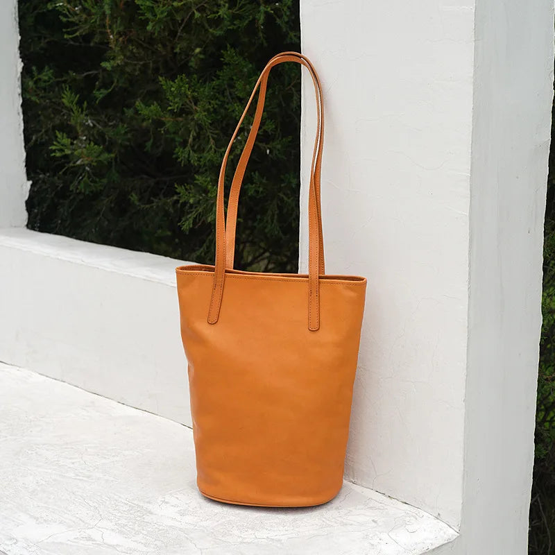 Soft Luxury Cowhide Leather Bucket Bags Commuter Elegant All-match Large Capacity Tote Shoulder Bag Female 2024 Women Handbags