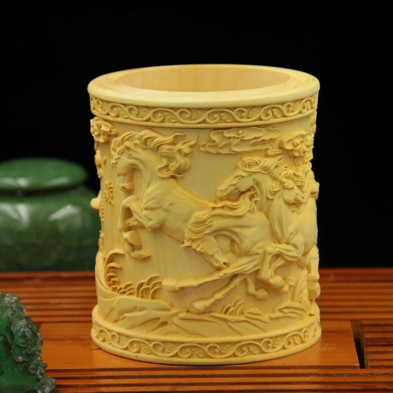 Solid wood carved pencil holder, boxwood arts and crafts decoration, home furnishings, gift, artwork made
