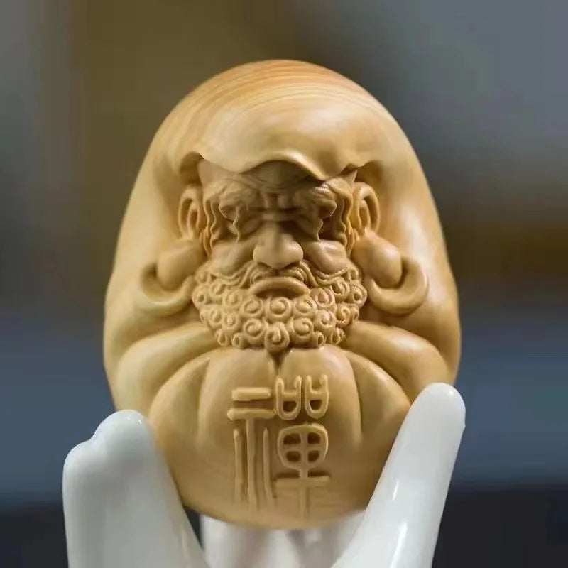 Solid wood carving Mini figurines of Buddhist figures of Damo patriarch Hand-carved artwork Buddhist figure ornaments