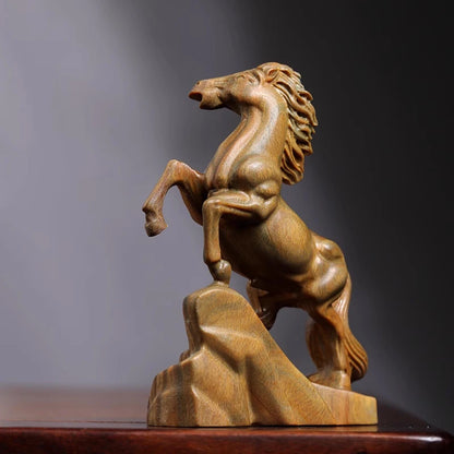 Solid wood wood statue horse to success Green sandalwood zodiac horse office home decoration wood sculpture decoration