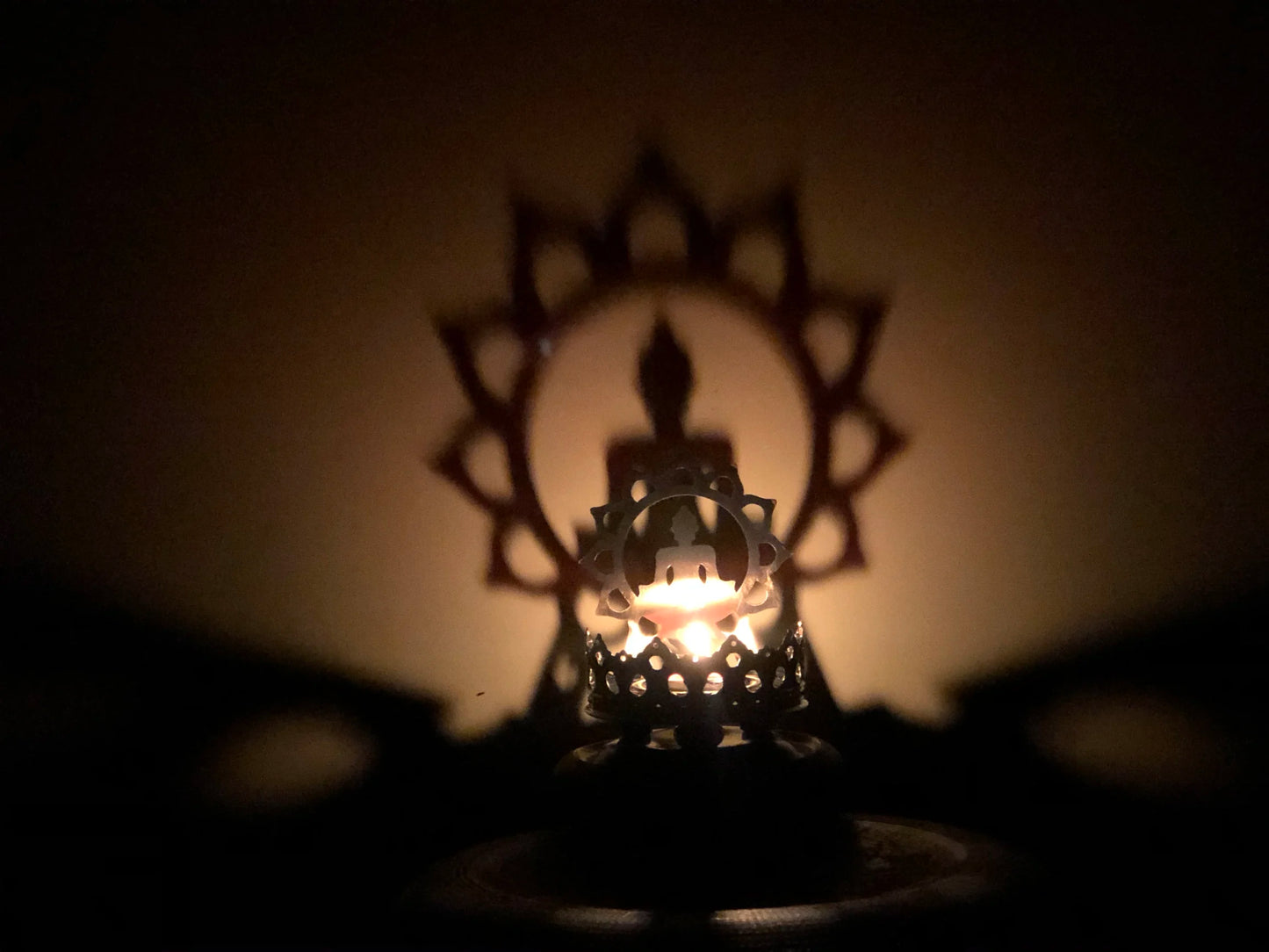 Southeast Asia Greco-Buddhist HOME temple Shakyamuni Buddha light Buddhist faith metal Decorative candlestick