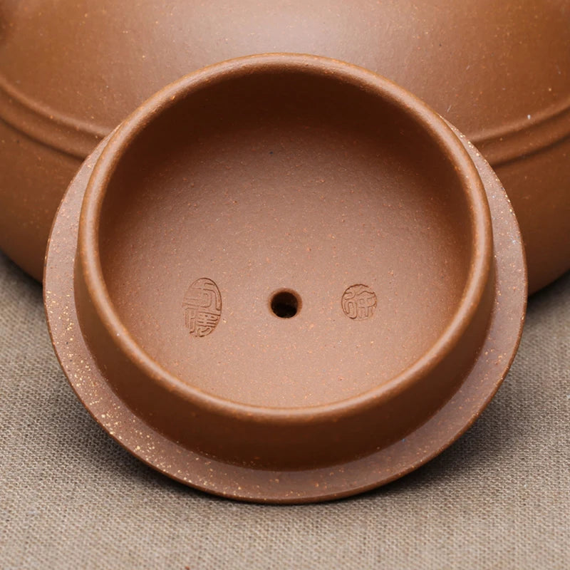 Special offer Yixing authentic teapot 200ml Round two wire copper hammer teapot of small capacity desalination mud ore