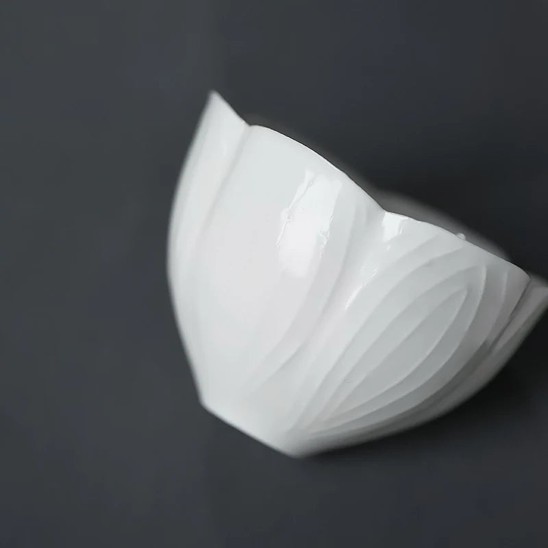 Spray at the beginning of the jingdezhen hand-carved cup sweet white glaze flower petals ling thin sample tea cup
