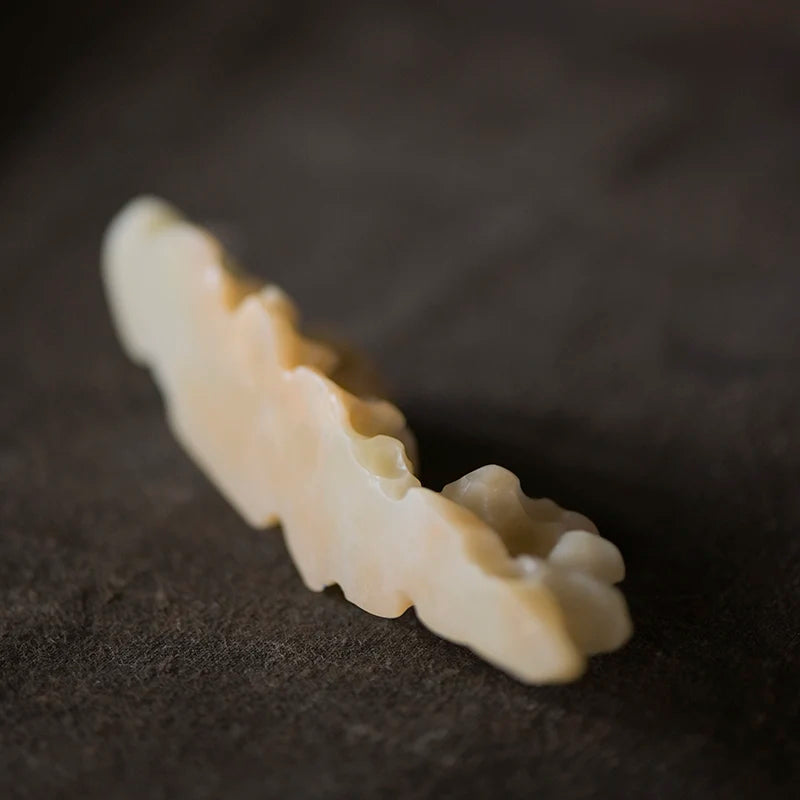 Spray at the beginning of the jingdezhen hand-carved tea pillow aside accompany jade brush the tea-table small place