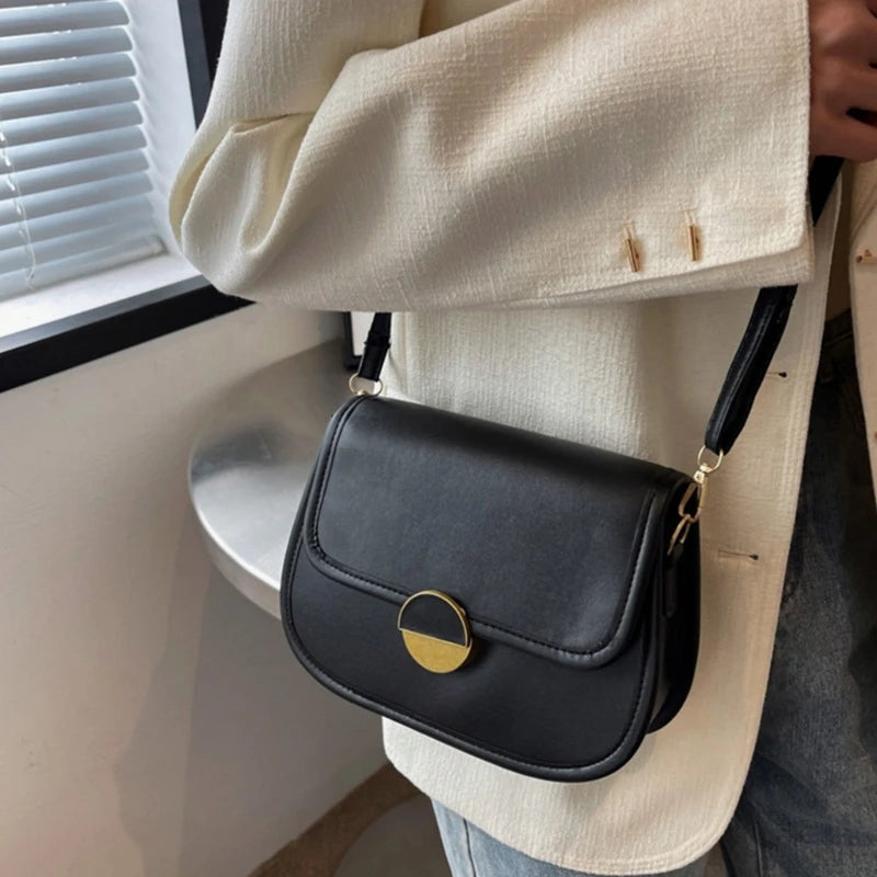 Square Shoulder Bag for Women PU Crossbody Bag Female Underarm Bag Girls Messenger Bag Small Underarm Bag Dating Bag Ins