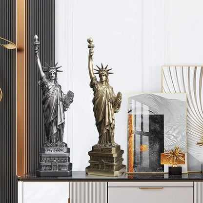 Statue of Liberty Model Home Living Room Figure Ornaments Office Desk Accessories Small Furnishings Collectibles Travel Souvenir