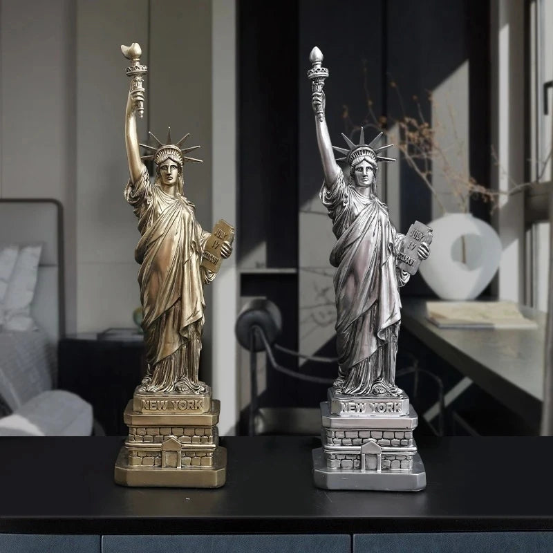 Statue of Liberty Model Home Living Room Figure Ornaments Office Desk Accessories Small Furnishings Collectibles Travel Souvenir