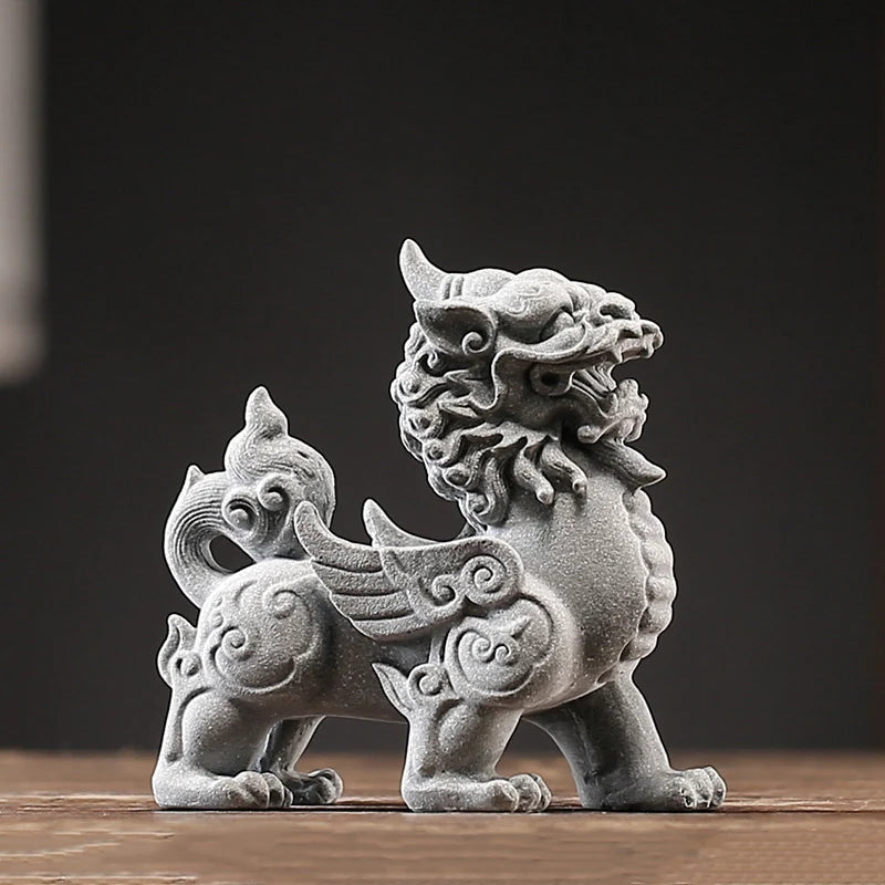 Stone Kirin Mascot Decorative Statue Green Sand Stone Art Sculpture Chinese Traditional Feng Shui ornaments Home Aquarium Statue