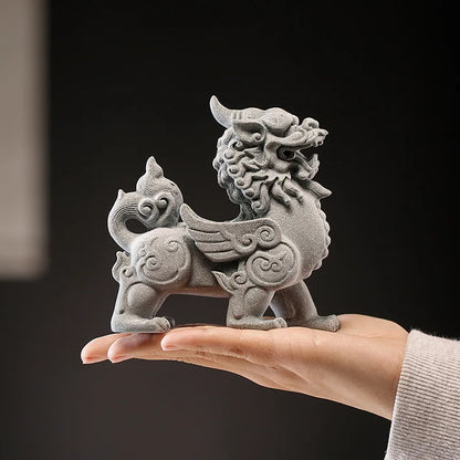 Stone Kirin Mascot Decorative Statue Green Sand Stone Art Sculpture Chinese Traditional Feng Shui ornaments Home Aquarium Statue