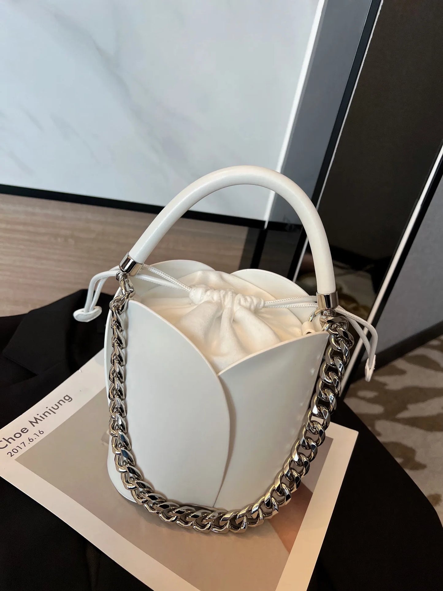 Summer Bag for Women 2024 New Chain Bucket Bag for Women one Shoulder Crossbody Hand-held Bag Vegetable Basket
