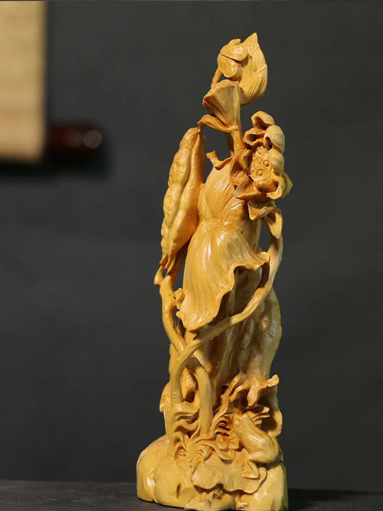 TJ171ca - 18*6.5*5.8 CM Carved Boxwood Carving Fugurine : Frog and Lotus