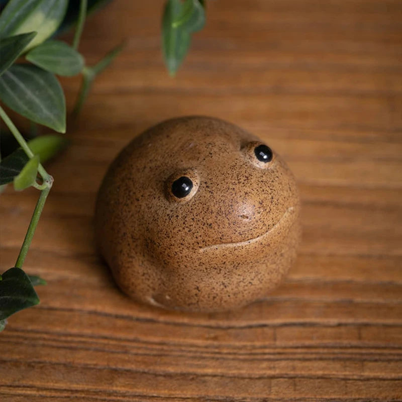 Tea Pet Top Creative Small Figures Figurine Chinese Toad Tea Pet Ceramic Tea Ceremony Set Juego De Te Tea Service