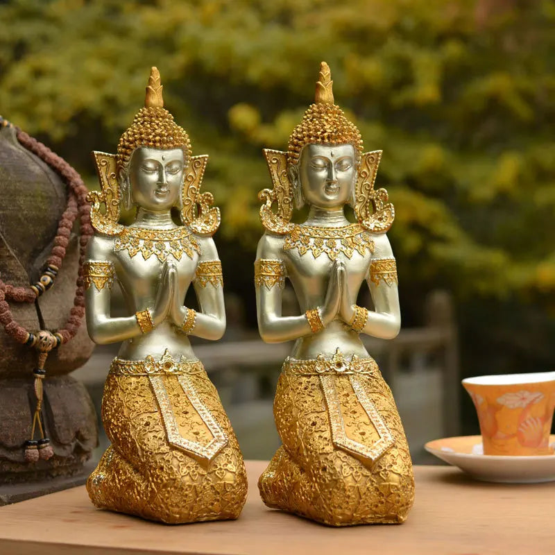 Thailand kneeling handmaid ornaments carved etiquette welcome home decoration crafts porch decoration opening wedding gifts