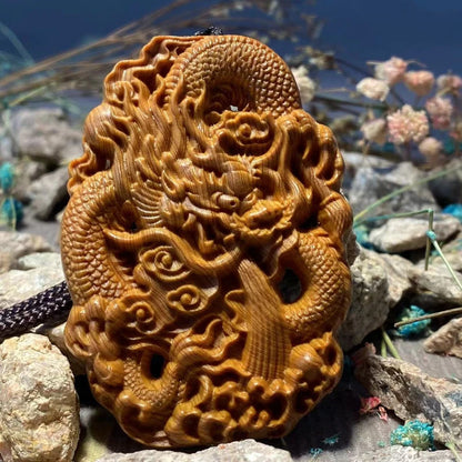 The Dragon Walks The World Cliff Cypress Wood Aging Material Red Oil Black Oil High-density Handle Piece Wood Carving  Ornaments