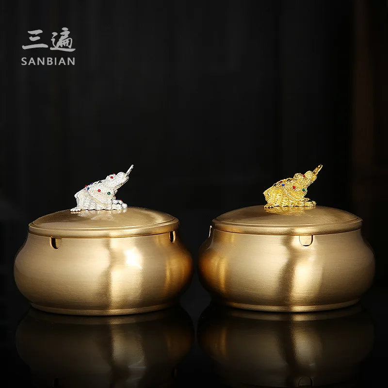 Three Times European-Style Copper Ashtray Creative Home Living Room with Lid Prevent Fly Ash Office Kung Fu Tea Set Decoration
