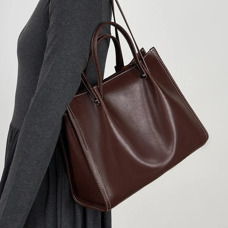 Tote Bag Women's 2024 New Autumn/Winter One Shoulder Leather Versatile Large Capacity Commuting Senior Women's Bag