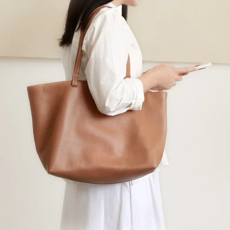 Tote Bags Luxury Designer Fashion Handbag Female Simple Commuter Shoulder Bag Purses for Women Large Capacity Travel Bolsos