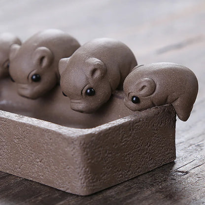 Traditional purple sand piggy tea pets, cute four pig sculptures, Chinese Kung Fu Tea Set  Accessories , Home Decoration Crafts