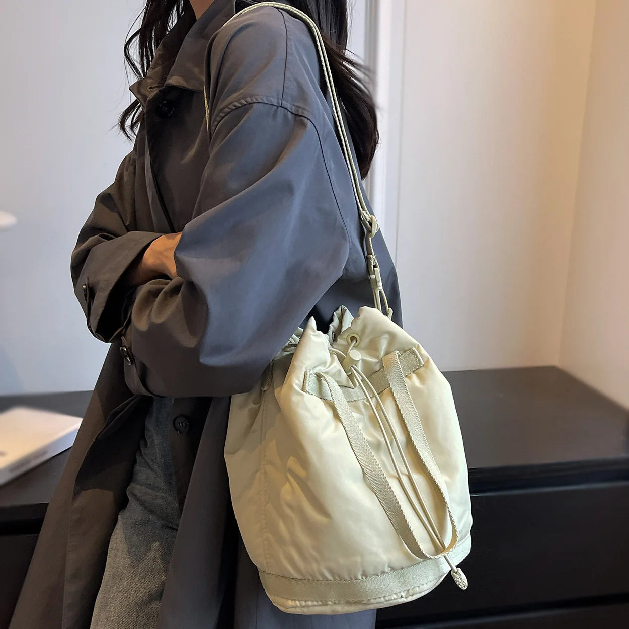 Trendy Female Casual Drawstring Crossbody Bags Cute Fashion Women Kawaii Shoulder Bag Ladies High Grade Travel Solid Color Daily