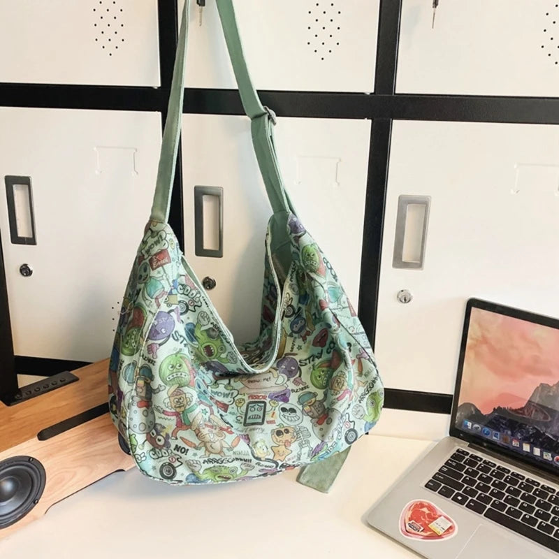Trendy Single Shoulder Canvas Crossbody Bag Perfect for Fashion forward Women