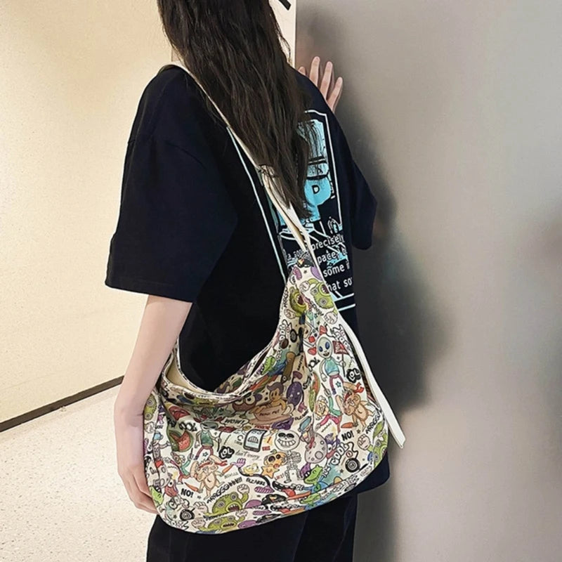 Trendy Single Shoulder Canvas Crossbody Bag Perfect for Fashion forward Women
