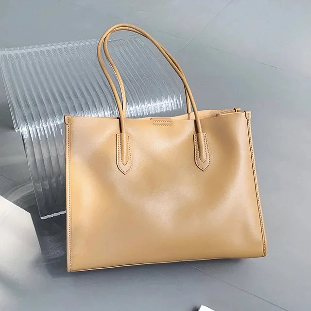 True cowhide large capacity, fashionable new high-end shoulder crossbody bag, women's handbag