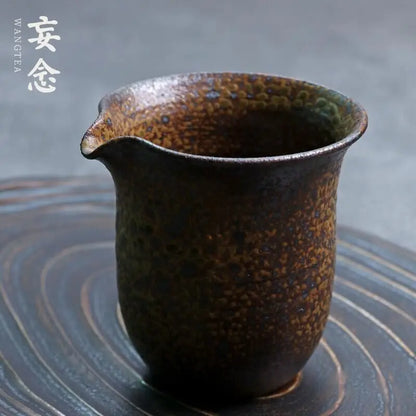 Unbound  Firewood Wheel-throwing Pottery Clay Pitcher Smoldering Process