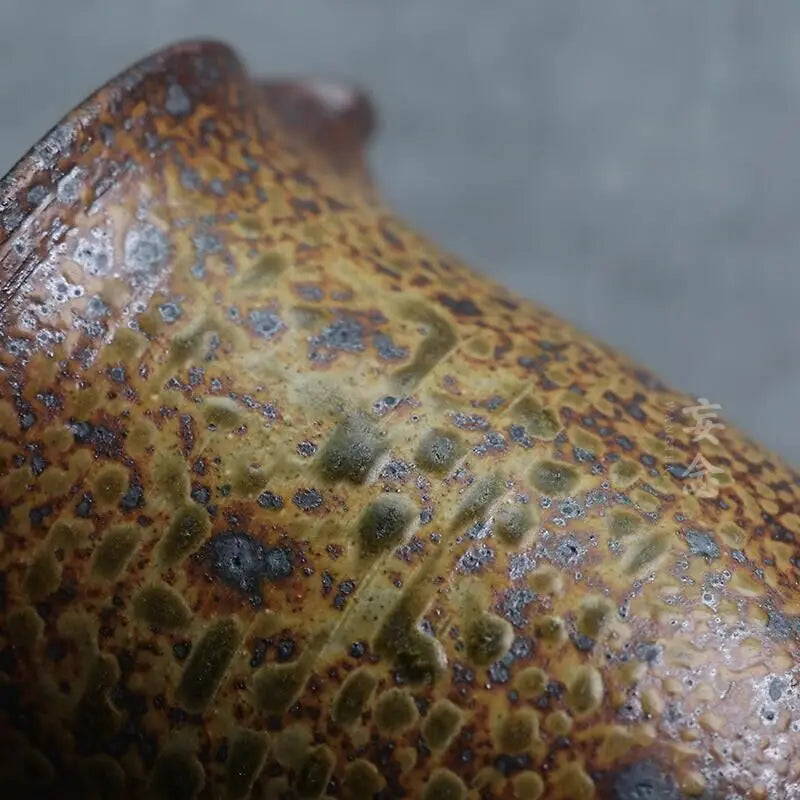 Unbound  Firewood Wheel-throwing Pottery Clay Pitcher Smoldering Process