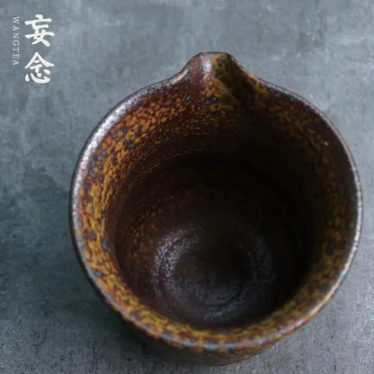 Unbound  Firewood Wheel-throwing Pottery Clay Pitcher Smoldering Process