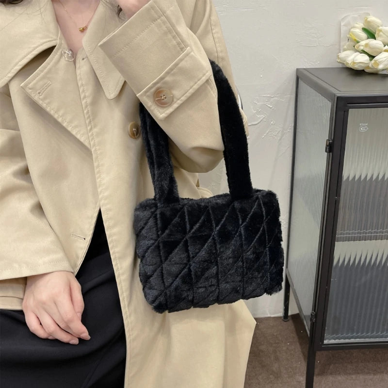 Underarm Bag Ladies Fluffy Shoulder Bag Women Lattice Pattern Purse Tote Bags for Autumn and Winter Top-handle Han